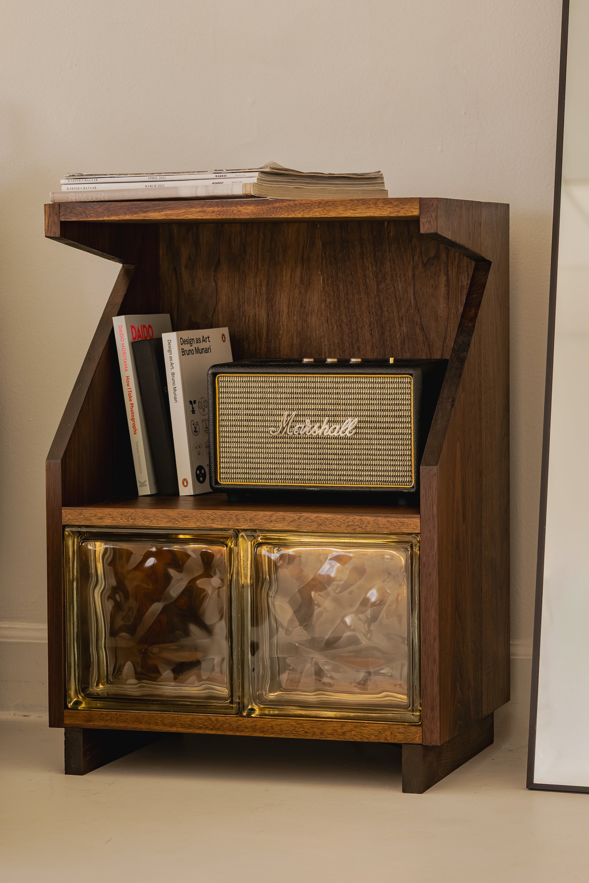 OFONE Side Table 001